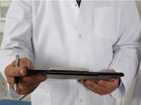 Медпослуги у I кварталі 2021 року не зможуть фінансуватися через незатвердження порядку реалізації ПМГ на 2021 рік - НСЗУ